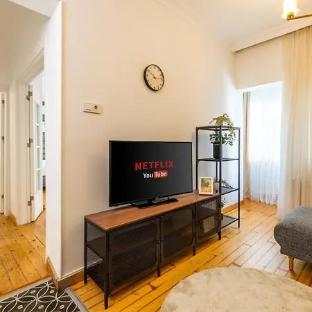 Georgeus 3 Bedrooms Стамбул
